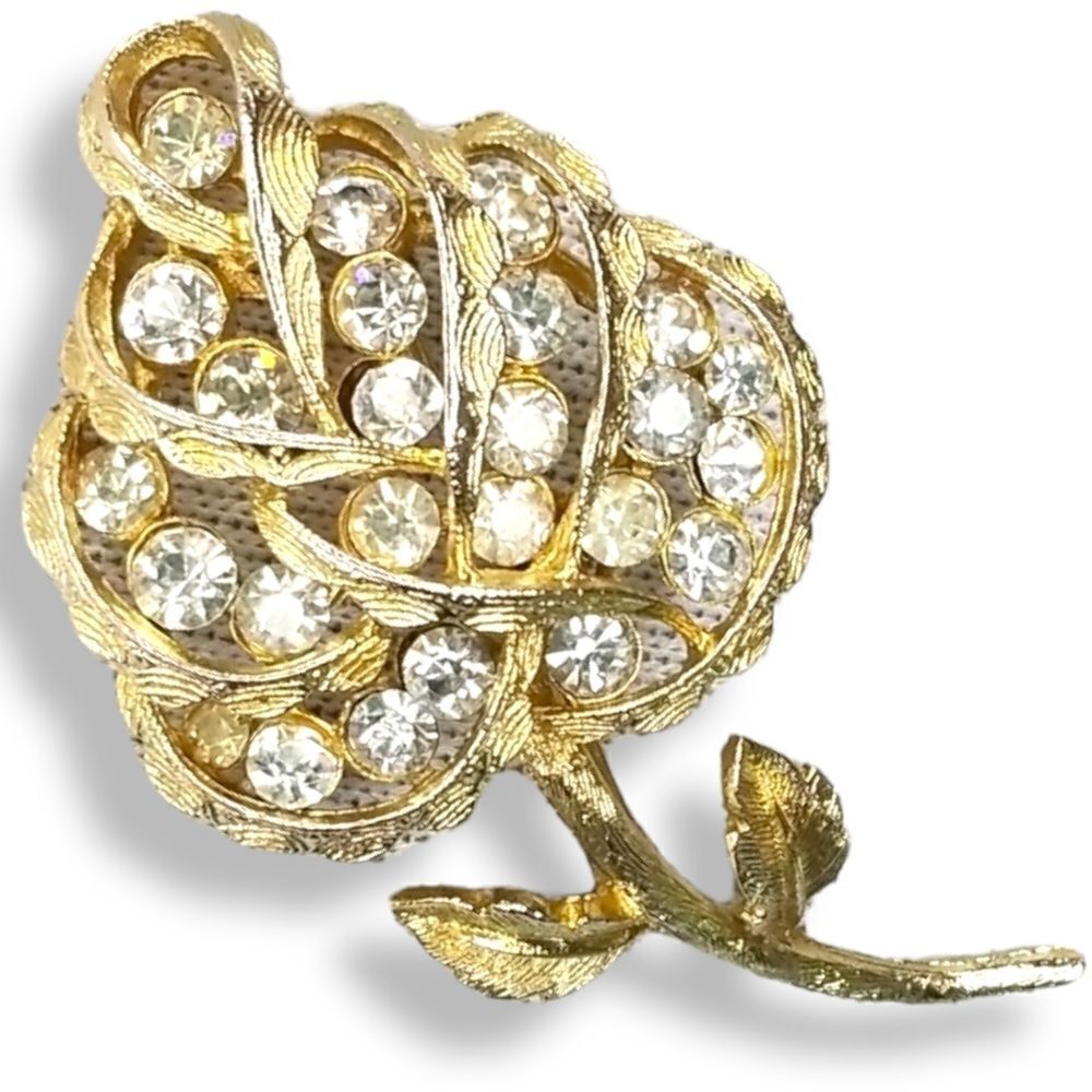 Vintage Signed Coro Goldtone and Crystal Flower Brooch
